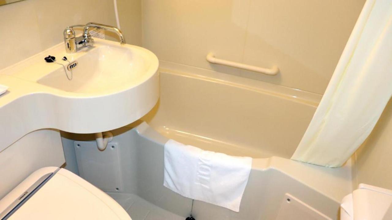 Toyoko Inn Kashiwa-Eki Higashi-Guchi Eksteriør bilde