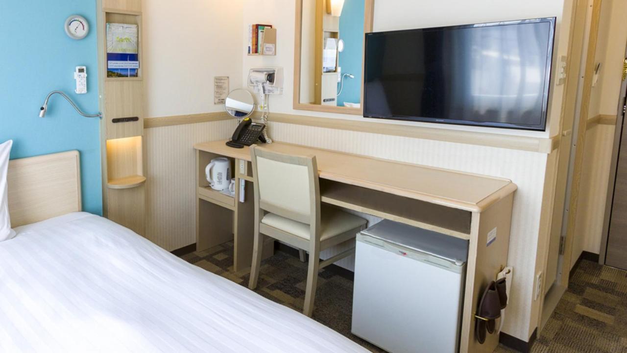 Toyoko Inn Kashiwa-Eki Higashi-Guchi Eksteriør bilde
